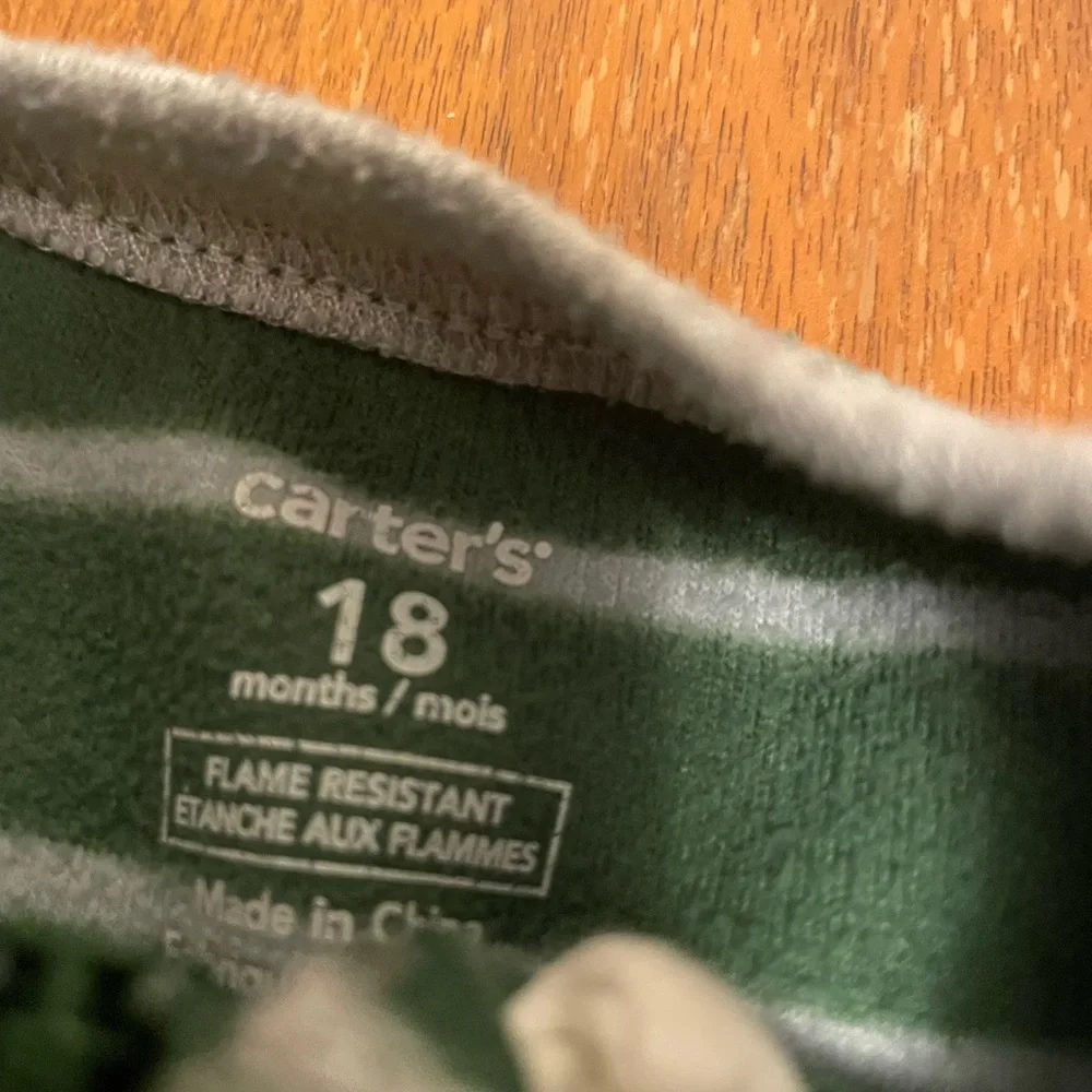 2 Pack Carter’s Boys Pajamas Size 18m